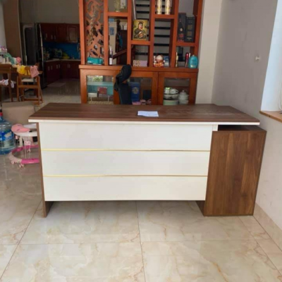 Bàn làm việc hiện đại NTVP-HC022 || Giá theo md